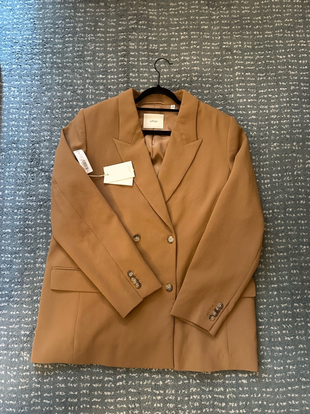 Aritzia Wilfred Destiny Blazer in camel